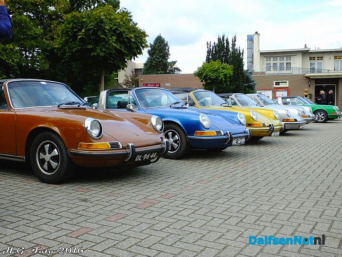 Oldtimer porsches in Ommen. - Foto: H.G. Foto