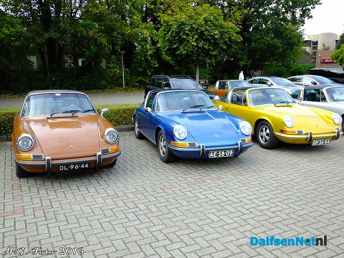 Oldtimer porsches in Ommen. - Foto: H.G. Foto