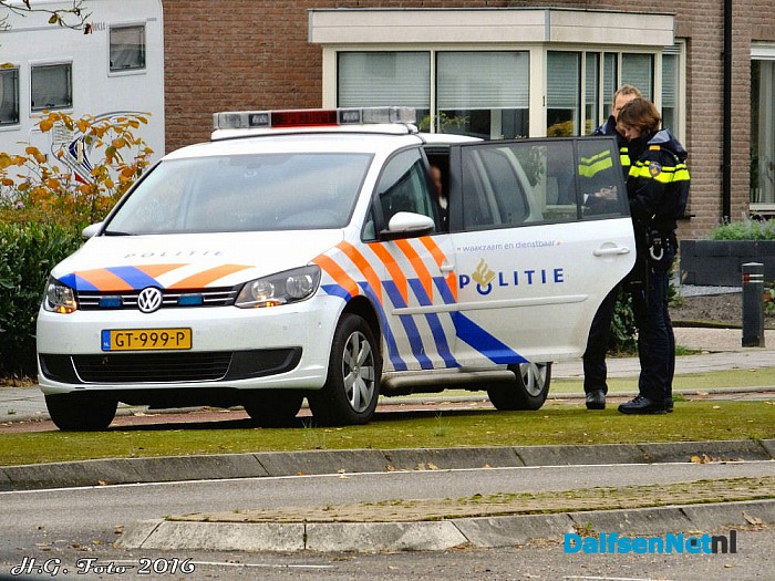 Scooterrijder onderuit - Foto: H.G. Foto