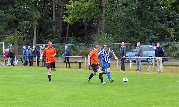 IJhorst niet opgewassen tegen sterk USV - Foto: Eigen geleverde foto