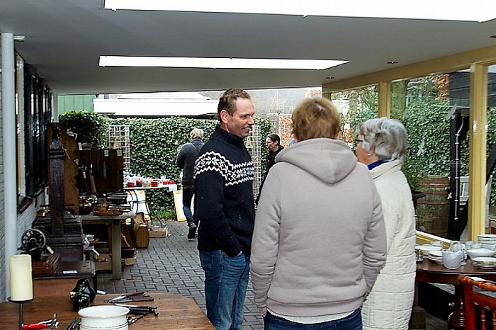 Gezellige drukte bij antiek en brocante markt - Foto: Eigen geleverde foto