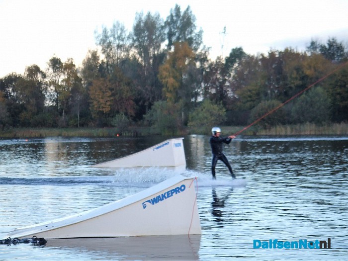 Waterskiën op de Wijthemerplas - Foto: Wim