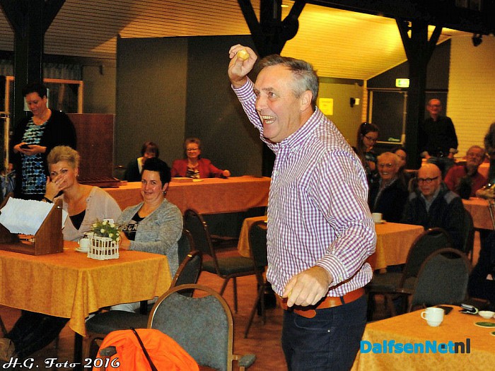 Bazaar de Wiekelaar Oudleusen geopend. - Foto: H.G. Foto