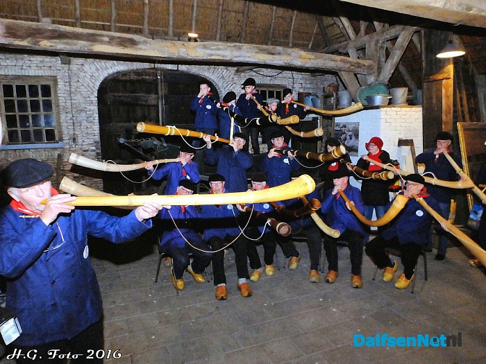 Midwinterhoornblazers gaan weer op pad. - Foto: H.G. Foto