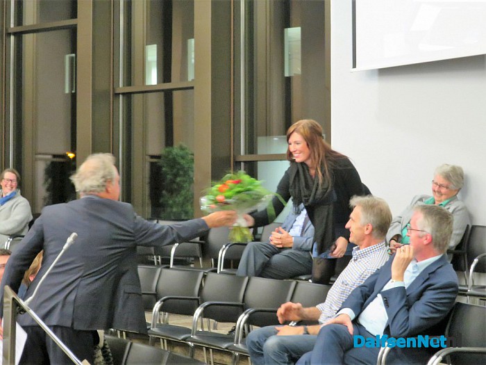 Vertrek uit raad met een huwelijksaanzoek - Foto: Wim