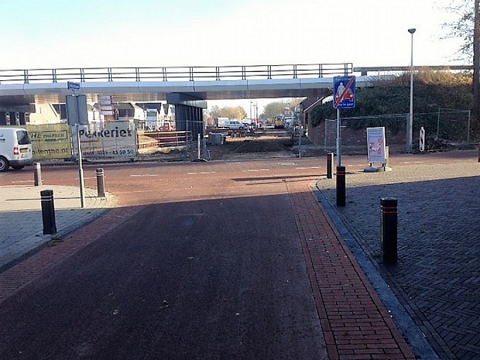 Kademuur Lemelerveld afgemetseld. - Foto: Eigen geleverde foto