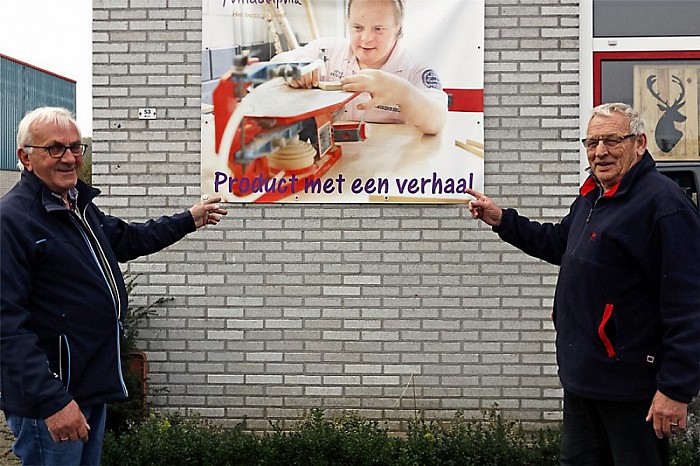 Oproep: kom helpen - Foto: Paul Scholten