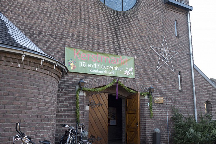 Kerstboomverkoop bij R.K. Kerk Dalfsen - Foto: Geert Bistervels