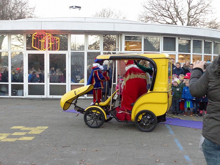 Sinterklaas is vandaag knetterdruk - Foto: Eigen geleverde foto
