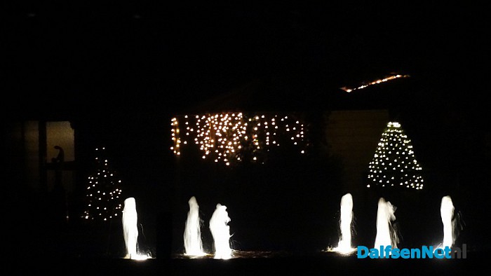 Mooie verlichte tuin Onderdijk Hessenweg - Foto: Ingezonden foto