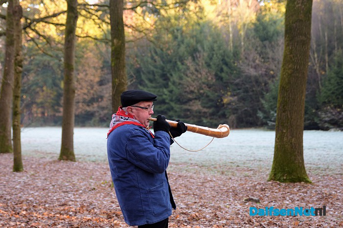 Midwinterhoorn blazers bij huize den Berg - Foto: Johan Bokma