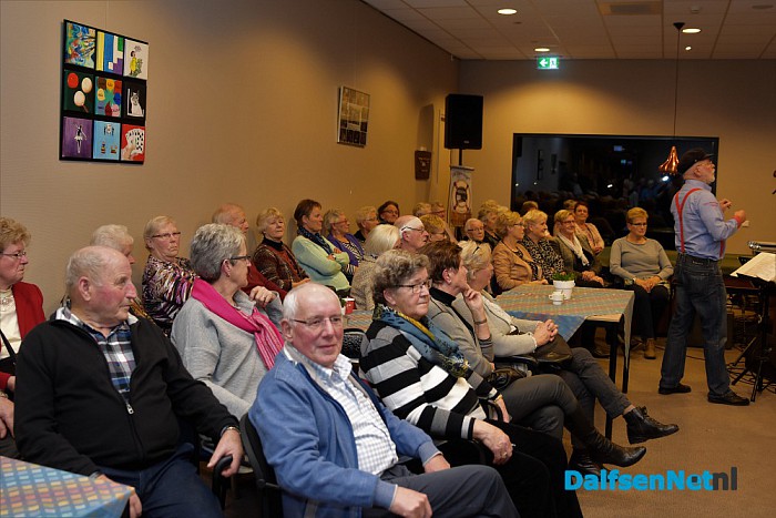 De rode loper was uitgerold voor de vele vrijwilligers….. - Foto: Johan Bokma