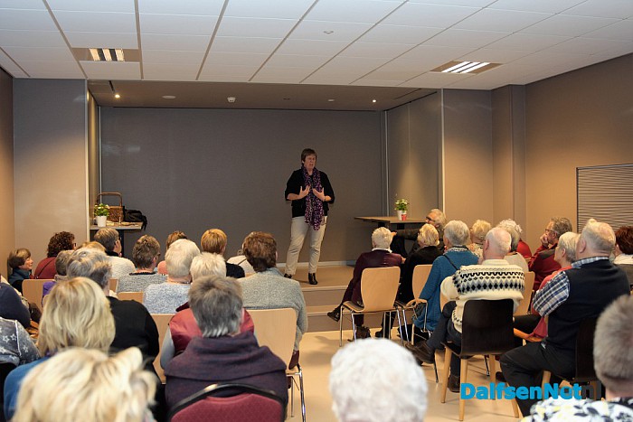De rode loper was uitgerold voor de vele vrijwilligers….. - Foto: Johan Bokma