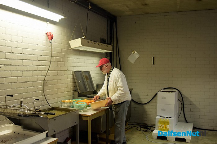 Vanaf morgen oliebollen en appelflappen te koop - Foto: Johan Bokma