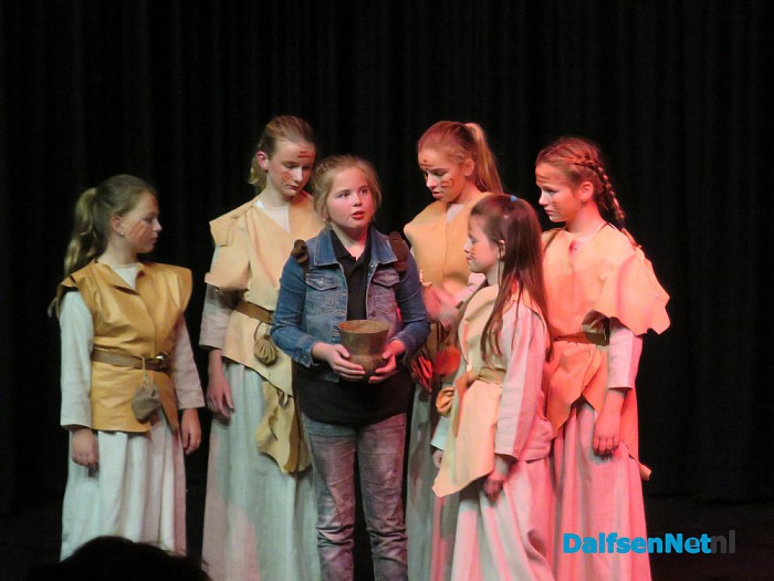 Theater de “Stoomfabriek” geopend - Foto: Wim