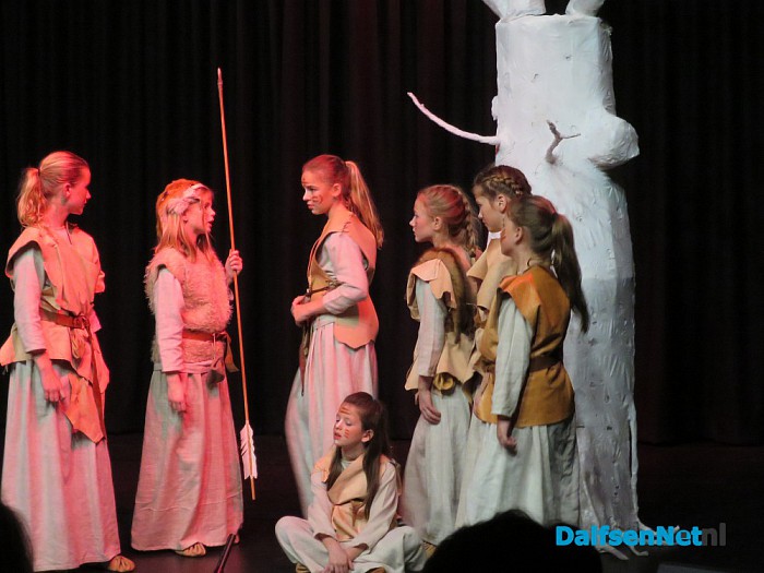 Theater de “Stoomfabriek” geopend - Foto: Wim