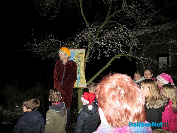 Lichtjestocht met kerstverhaal Hoonhorst - Foto: Wim
