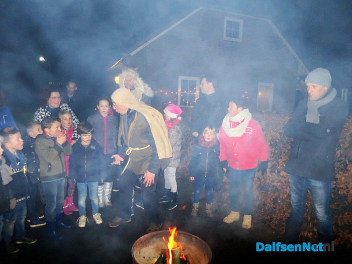 Lichtjestocht met kerstverhaal Hoonhorst - Foto: Wim