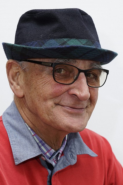 Man met hoofddeksel: Kees Kramer - Foto: Paul Scholten