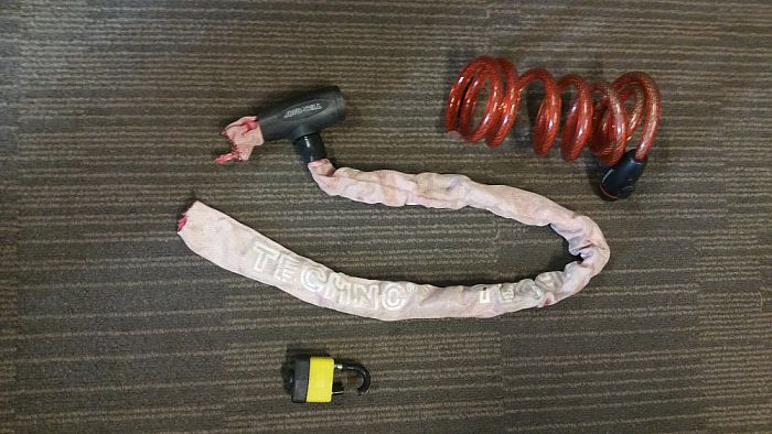 Herkent u een slot? - Foto: Politie Dalfsen