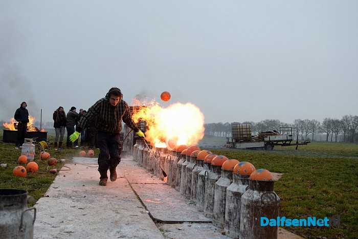 Foto’s Carbid schieten regio Dalfsen 2016 - Foto: Johan Bokma