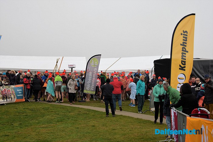 Frisse nieuwjaarsduik 2017 - Foto: Johan Bokma