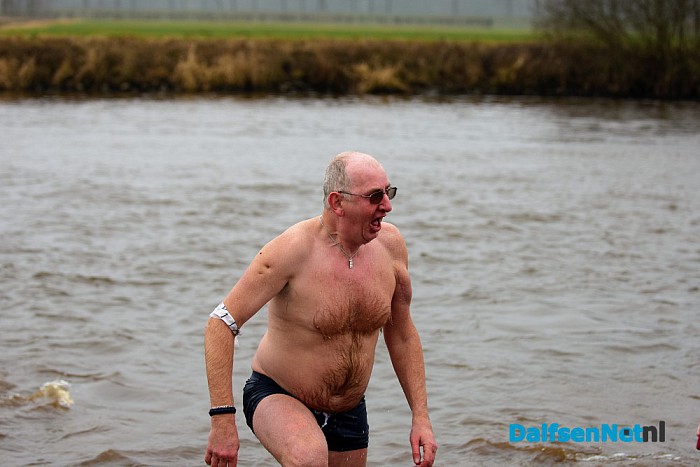 Frisse nieuwjaarsduik 2017 - Foto: Johan Bokma