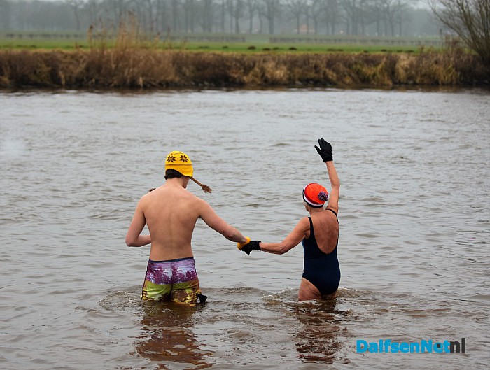 Frisse nieuwjaarsduik 2017 - Foto: Johan Bokma