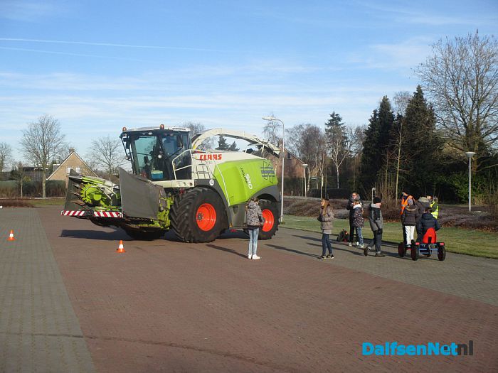 Veilig omgaan met opvallend landbouwverkeer (VOMOL) - Foto: Ingezonden foto