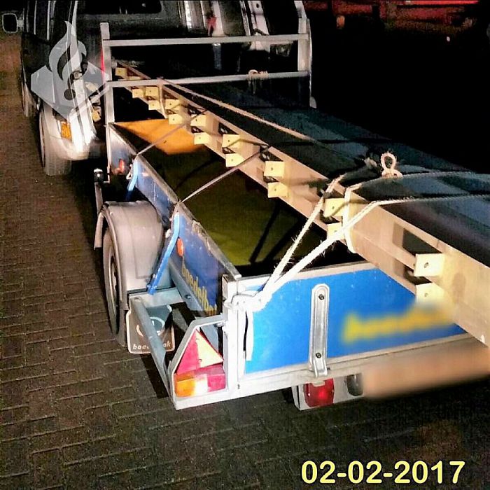 Politie: Creatief omgaan met ondeelbare lading - Foto: Politie