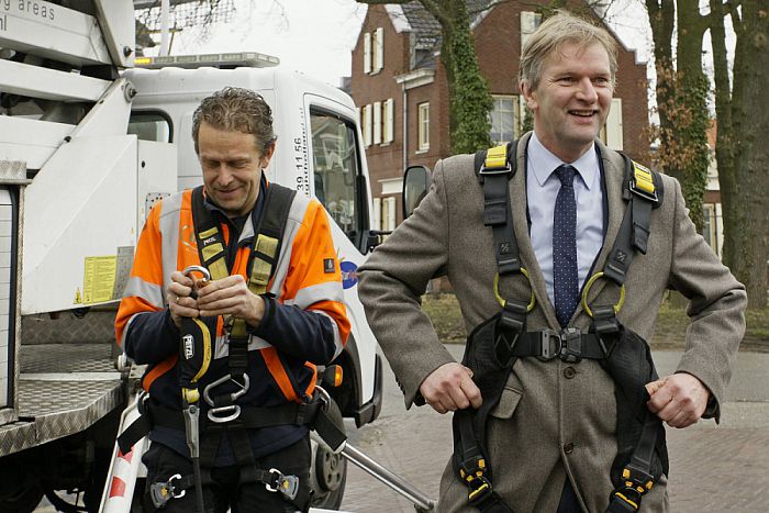 Gedicht aan de toren van het gemeentehuis - Foto: Gemeente Dalfsen