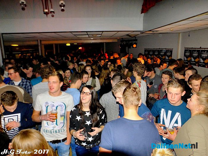 Weer Hoken en Hakkuh bij Mansier. - Foto: H.G. Foto