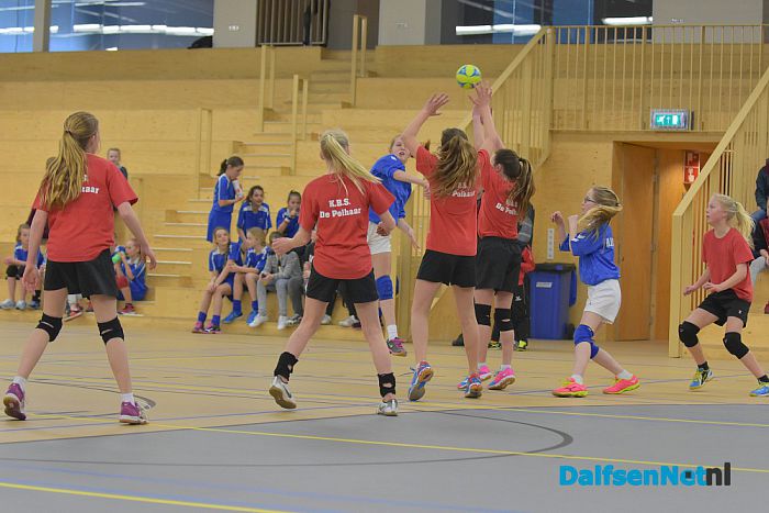 Schoolhandbaltoernooi  8 en 10 maart 2017 - Foto: Ingezonden foto