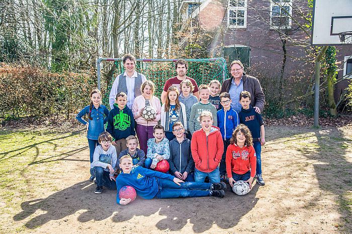 Baron van Dedemschool: steeds meer mannen voor de klas - Foto: Eigen geleverde foto