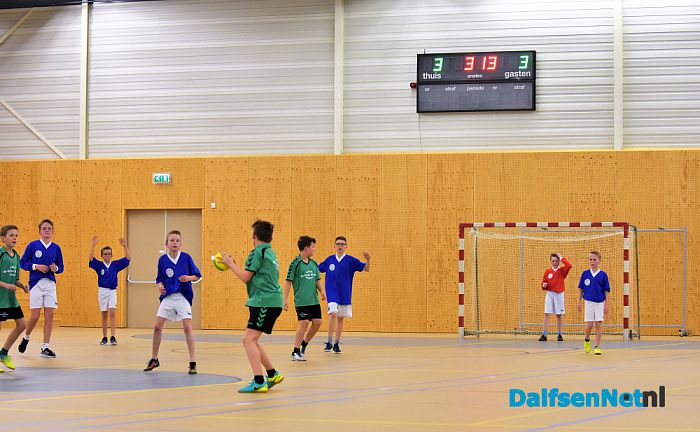 Succesvol schoolhandbaltoernooi - Foto: Johan Bokma
