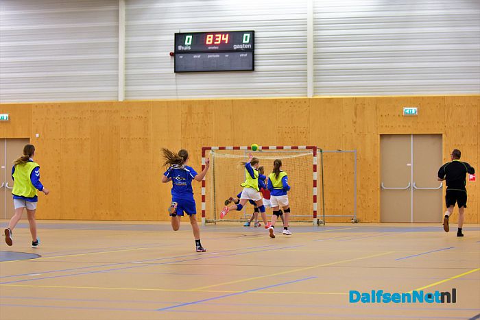 Succesvol schoolhandbaltoernooi - Foto: Johan Bokma