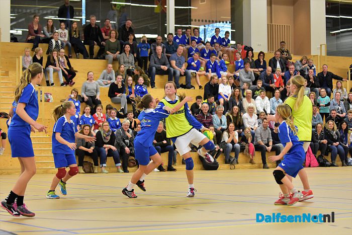 Succesvol schoolhandbaltoernooi - Foto: Johan Bokma