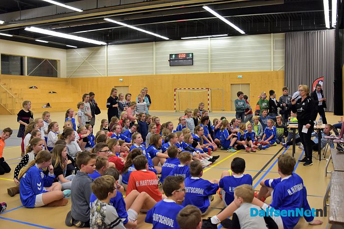 Succesvol schoolhandbaltoernooi - Foto: Johan Bokma
