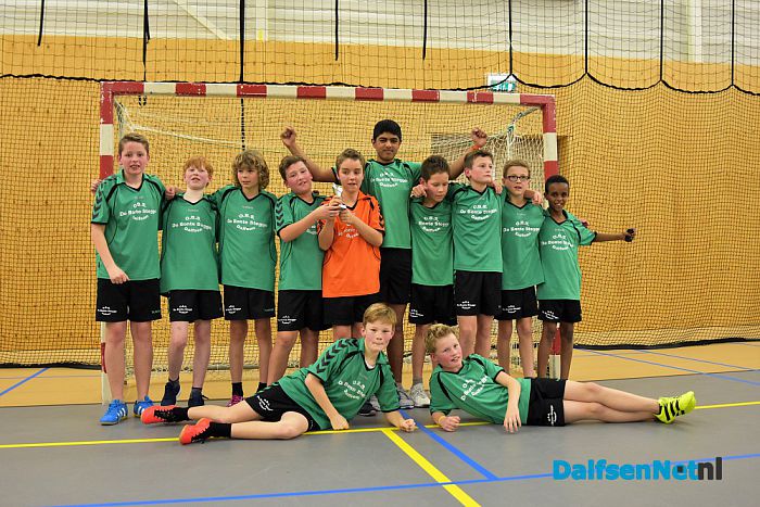 Succesvol schoolhandbaltoernooi - Foto: Johan Bokma