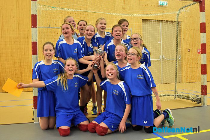 Succesvol schoolhandbaltoernooi - Foto: Johan Bokma