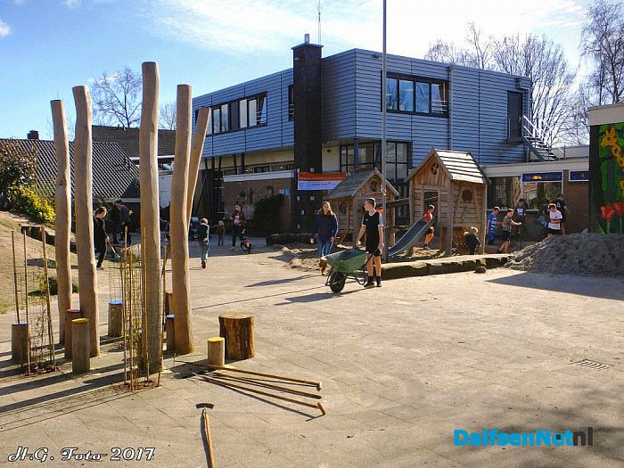 NL Doet ook in Oudleusen.(+ Video) - Foto: H.G. Foto