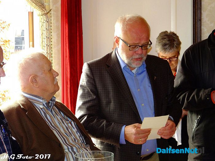 Onthulling borden buurtschap Welsum - Foto: H.G. Foto