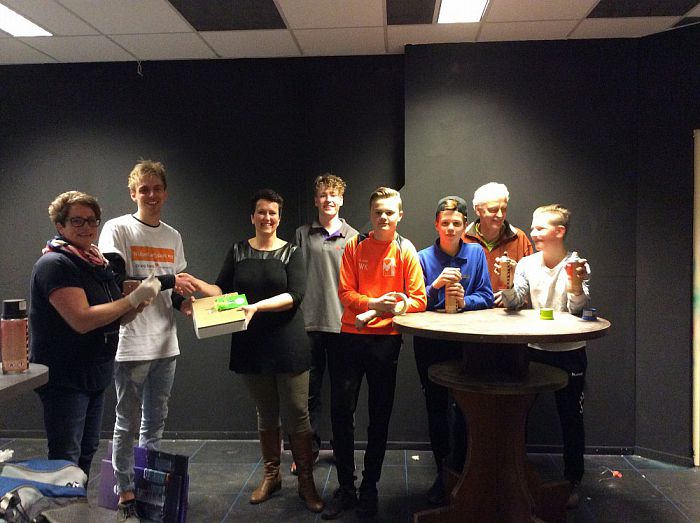 Jong en “Oud” actief tijdens NL Doet - Foto: Eigen geleverde foto