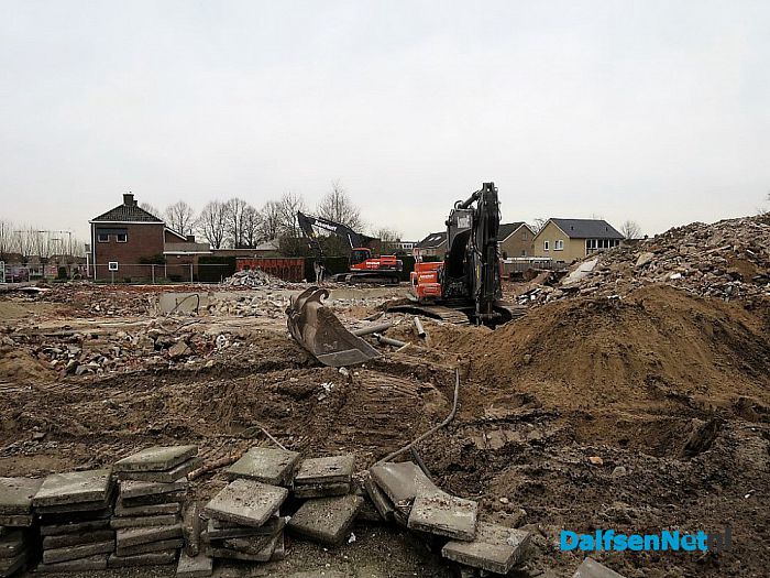 Alles plat, alleen nog een gat - Foto: Wim