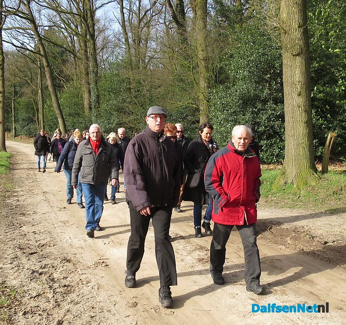 Wandeling Sr. Lucille Memorial Hoonhorst groot succes - Foto: Wim