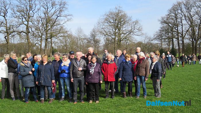 Wandeling Sr. Lucille Memorial Hoonhorst groot succes - Foto: Wim
