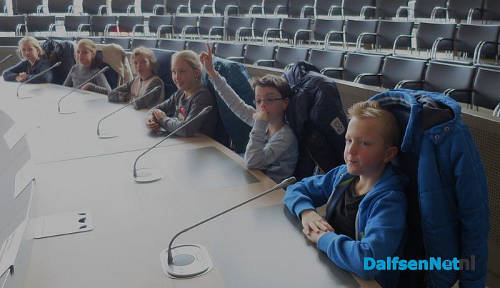 St. Cyriacusschool voor eventjes de gemeenteraad Dalfsen - Foto: Wim