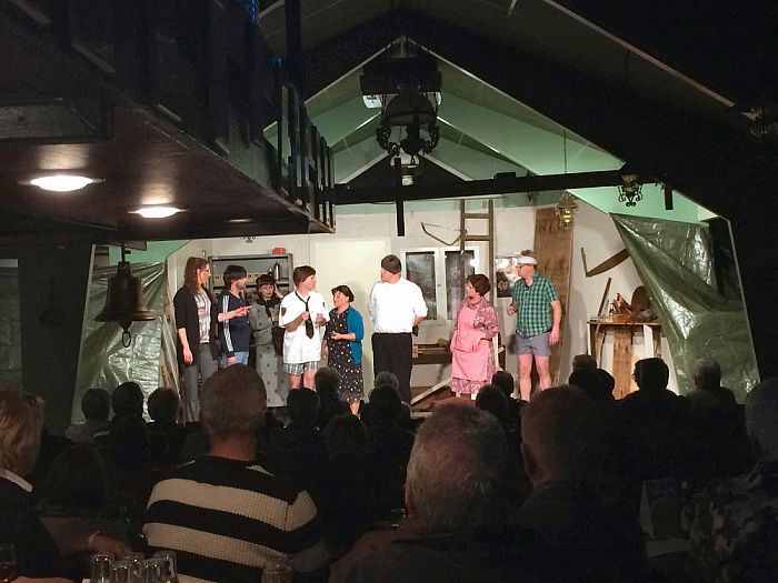 Ze lagen dubbel!! - Foto: Eigen geleverde foto
