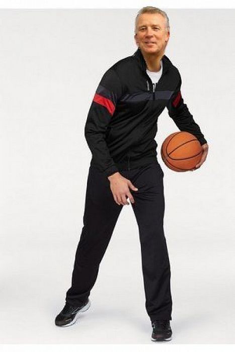 Nieuwe uniformen voor Theo - Foto: Eigen geleverde foto