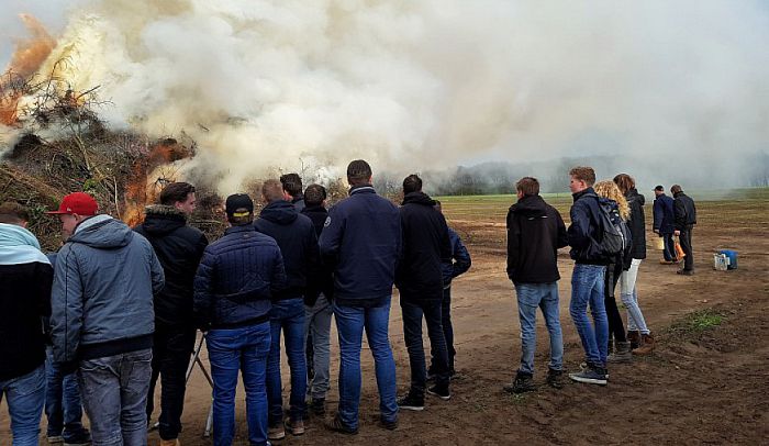 ASC paasbult in lichterlaaie - Foto: Eigen geleverde foto